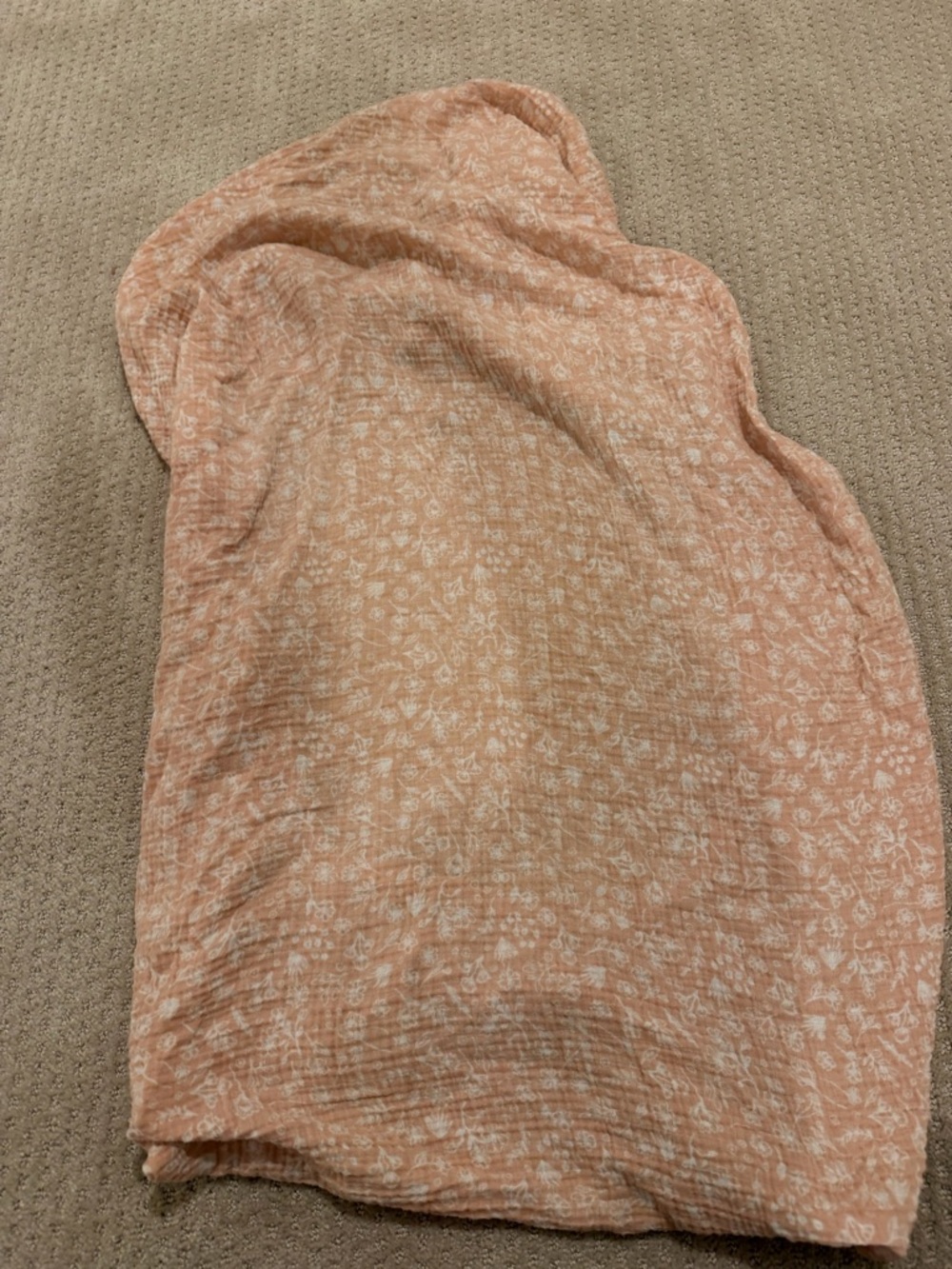 Light Pink Floral Muslin crib sheet